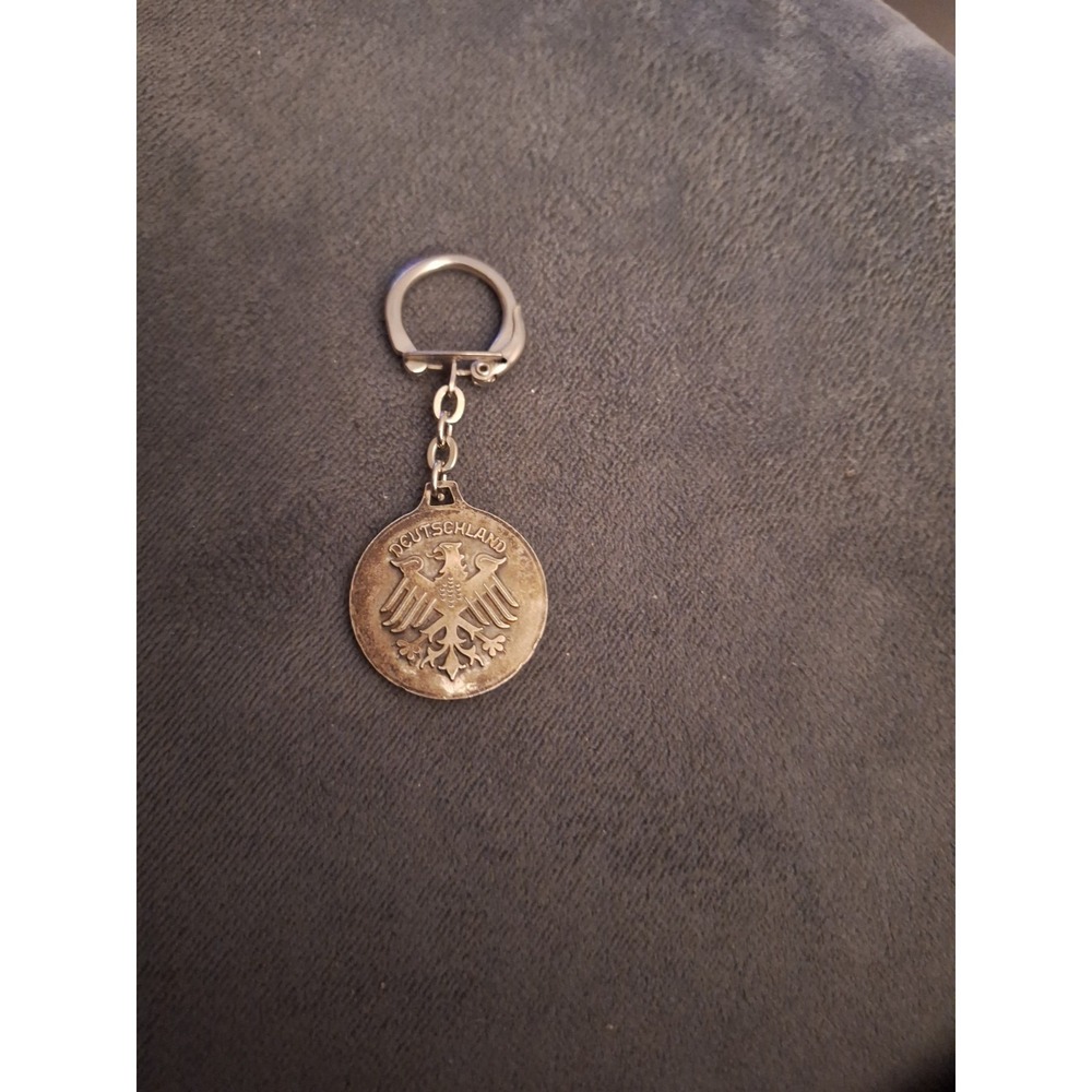 Vintage Keychain Deutschland (Germany) Eagle On 1 Side Scharzwald Coin